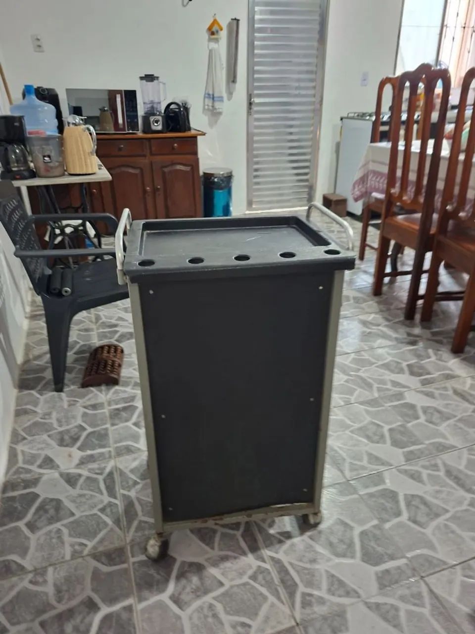Carro auxiliar cabeleireiro - Foto 3