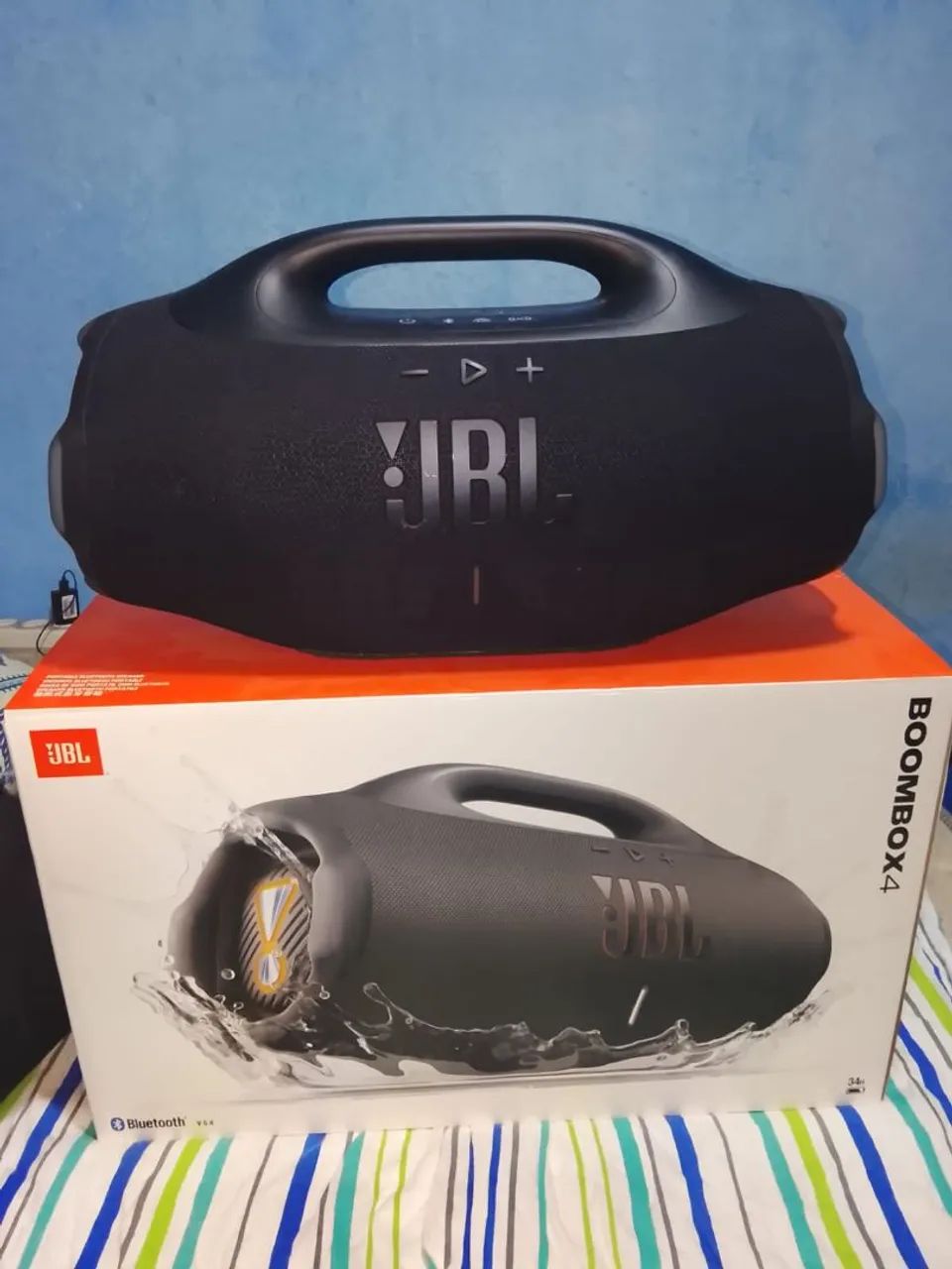 Vendo caixa de som JBL bombox 4
