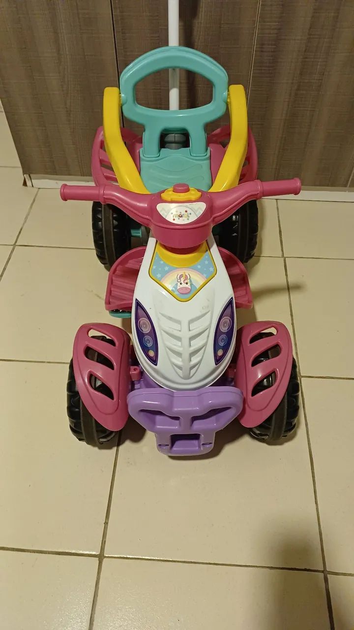Quadriciclo infantil 