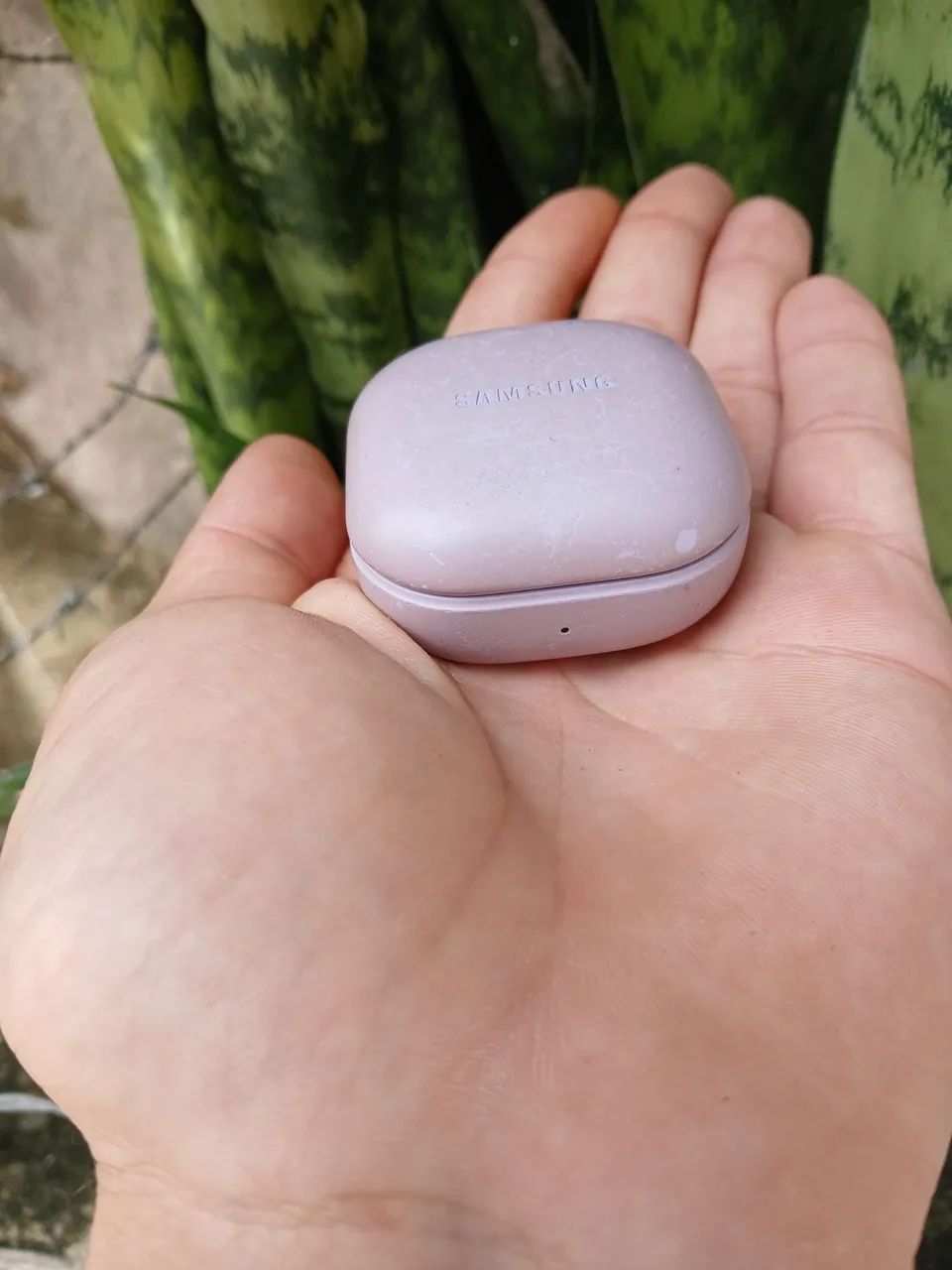 Fone Galaxy Buds2 Pro na cor violeta - Foto 3