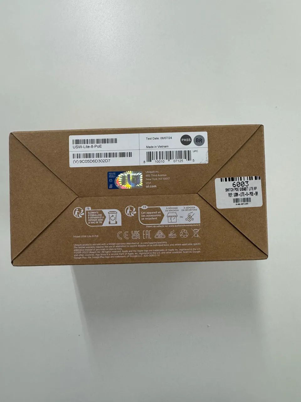 Ubiquiti Unifi Switch Lite 8 Poe | 8-port Gigabit Switch With 4 Poe+ 802.3at Ports - Foto 6