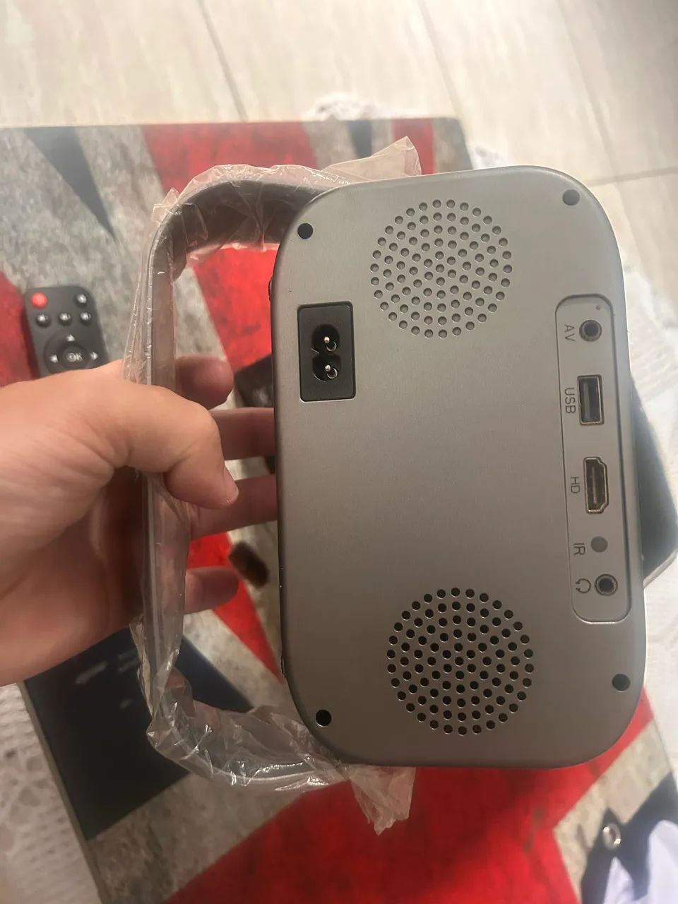 Projetor Bettdow S2 - Android TV - Foto 4