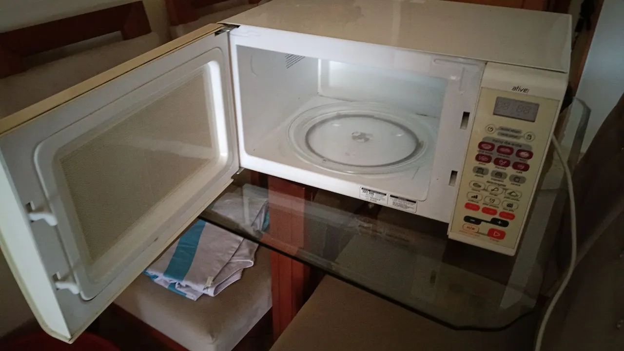Microondas Brastemp 30L - Foto 2