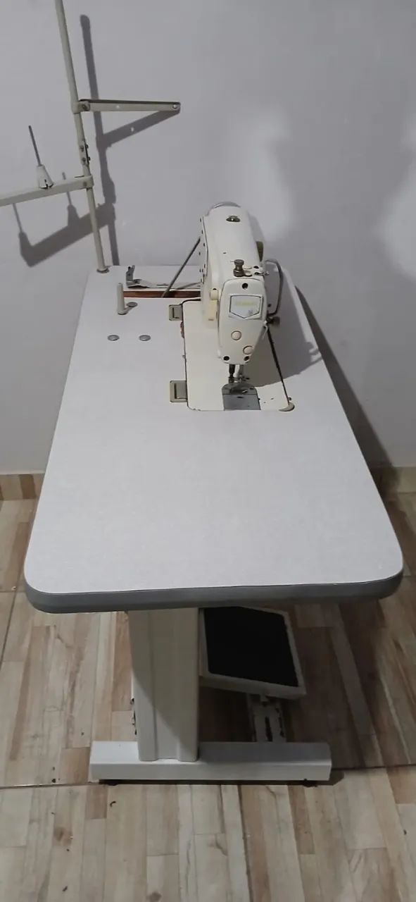 Maquina costura Reta Industrial Yamata Fy8700 - Foto 3