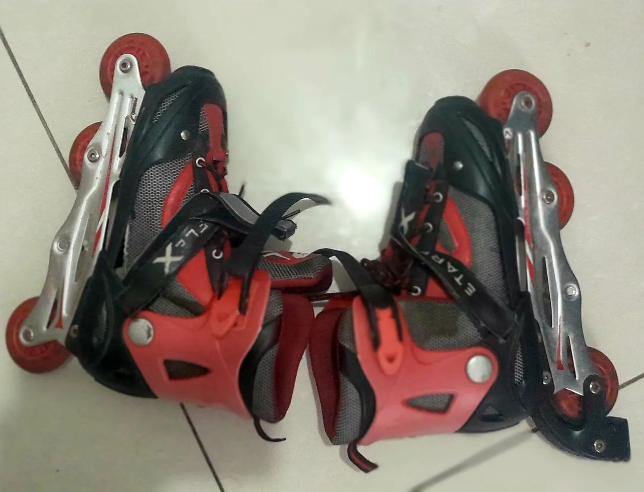 2 par de  PATINS 
