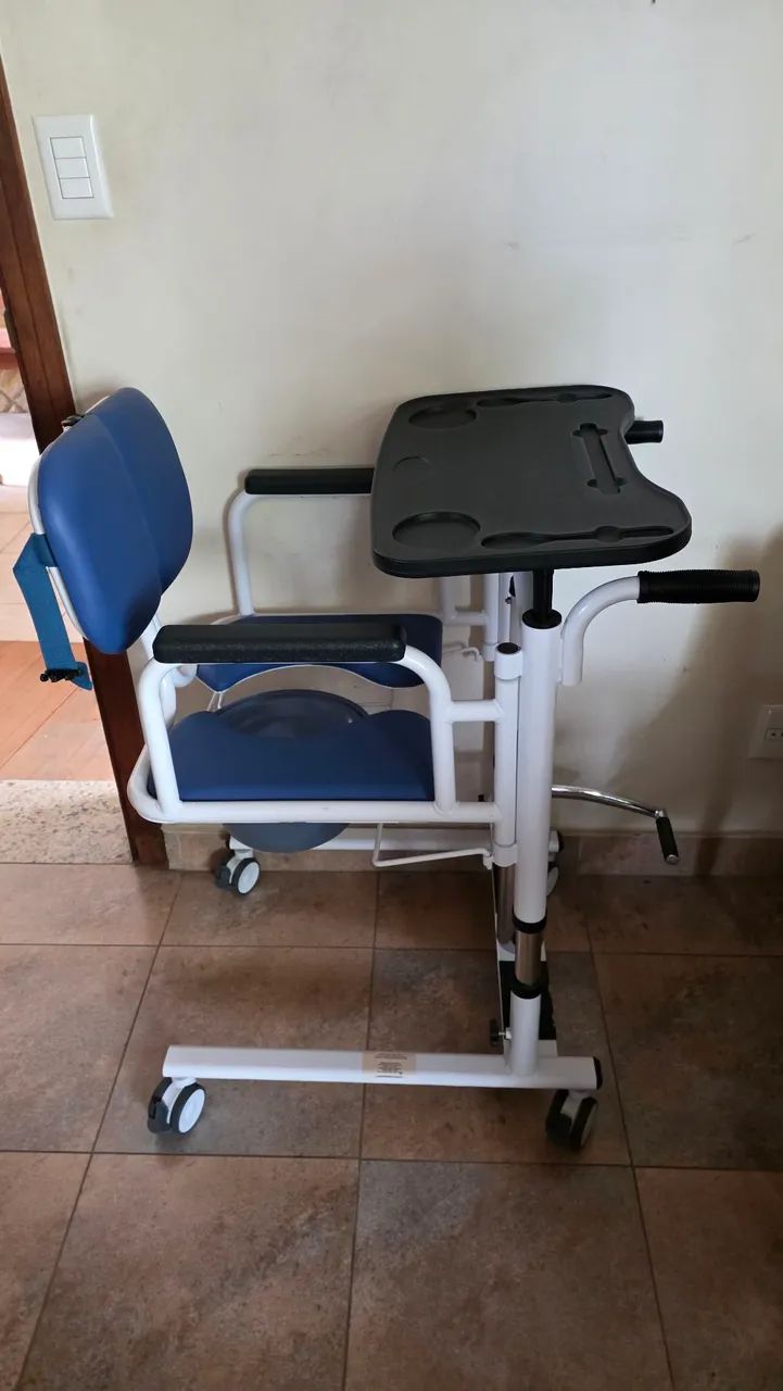 Cadeira de transferência e transporte de idosos - Foto 2