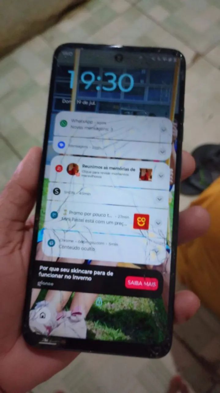 Tou vendendo esse celular Motorola azul  - Foto 2