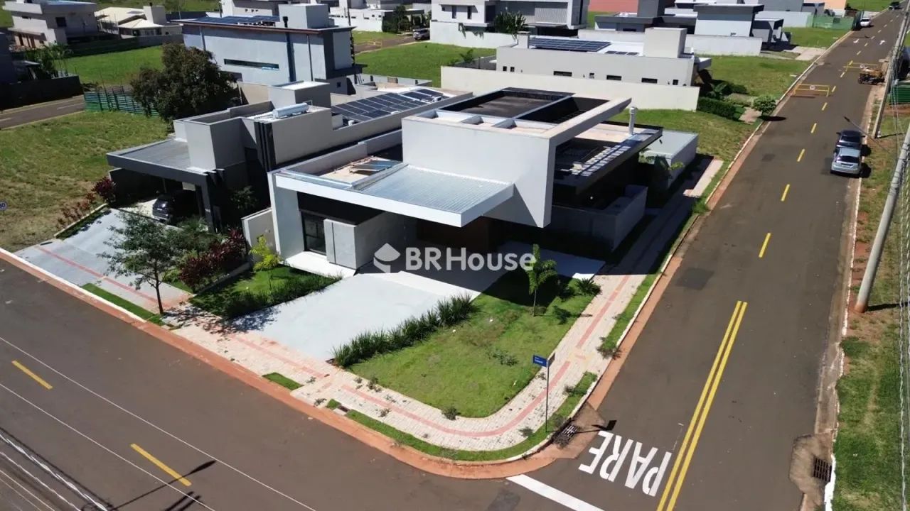 Noroeste | Casa de Condomínio 4 quartos, sendo 4 suites