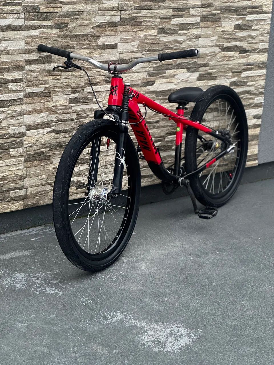 Bike hupi naja 2025 2 cor  - Foto 3