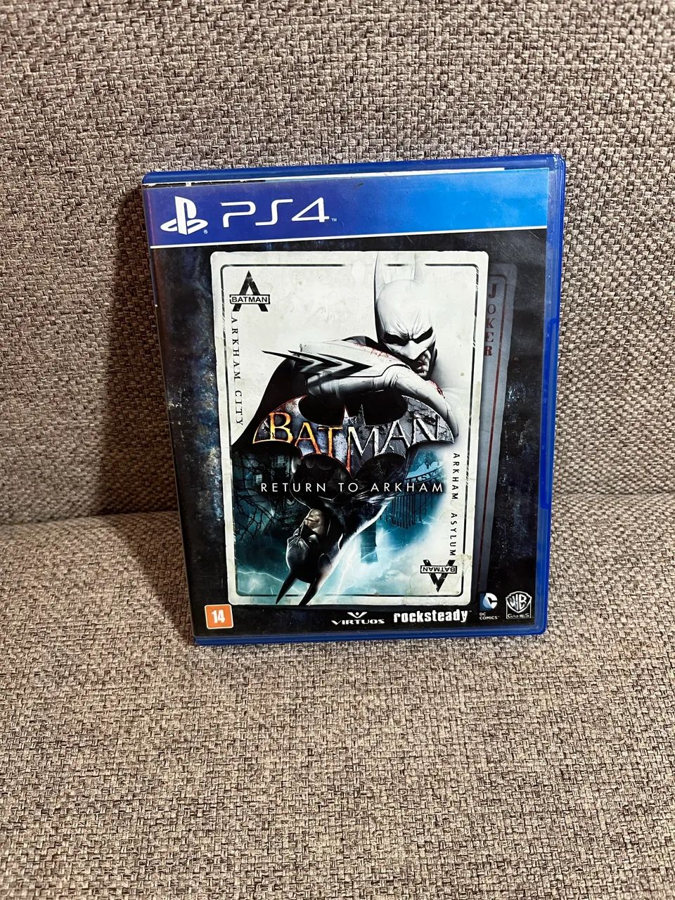 BATMAN RETURN TO ARKHAM - PS4 - Bom estado 