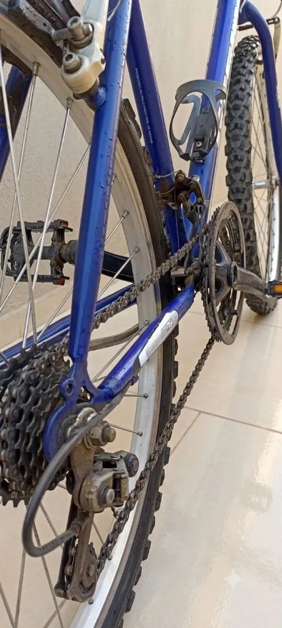 Bicicleta aro 26 com 18 marchas - Foto 3