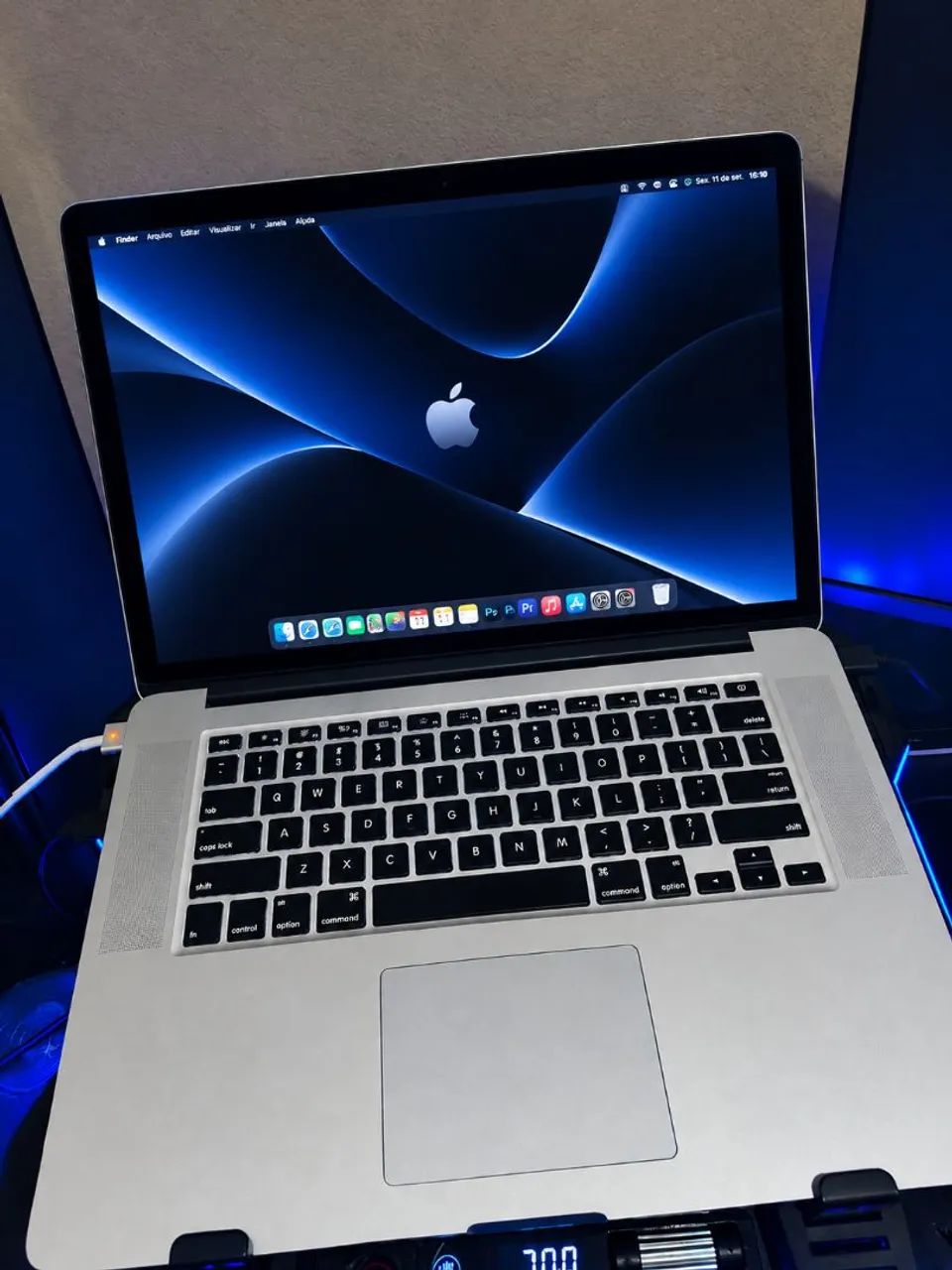 MACBOOK PRO 15 ? i7 + 16GB + SSD 512GB + RADEON DEDICADA