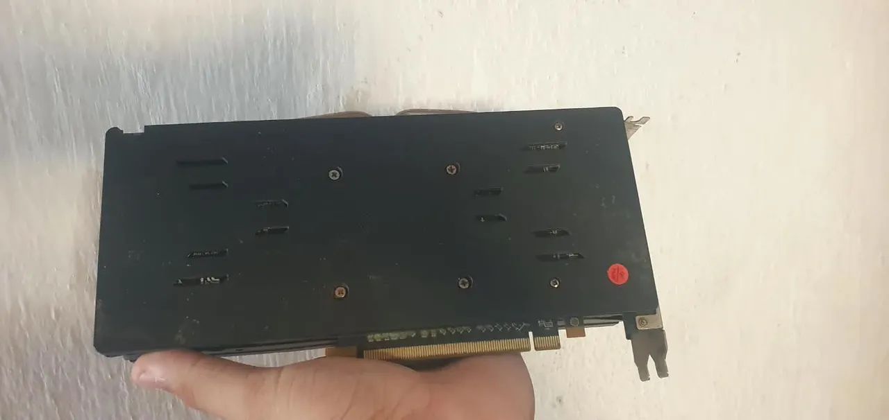 RX580 DDR5 8GB NO ESTADO - Foto 2