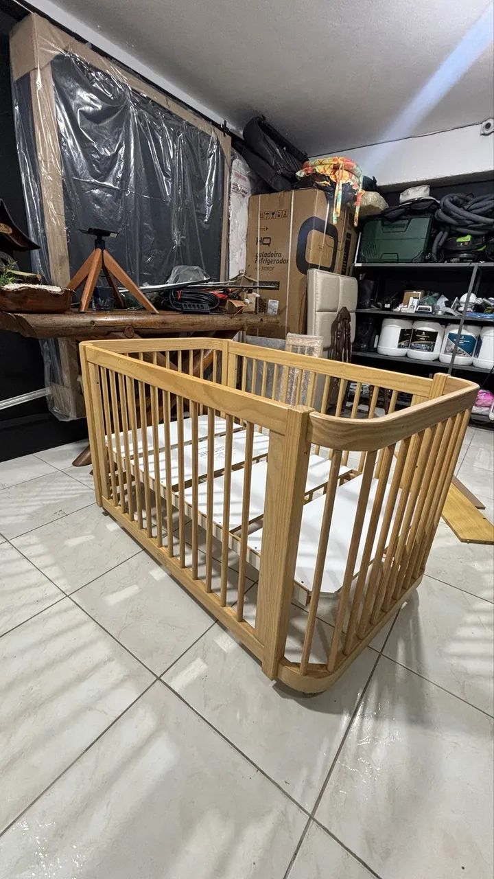 Móveis de Bebê - Berço 3 em 1 + Cômoda