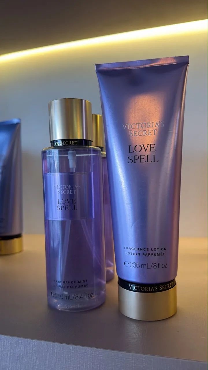 Kit: Body Sphash + Hidratante Love Spell Victoria Secrets  
