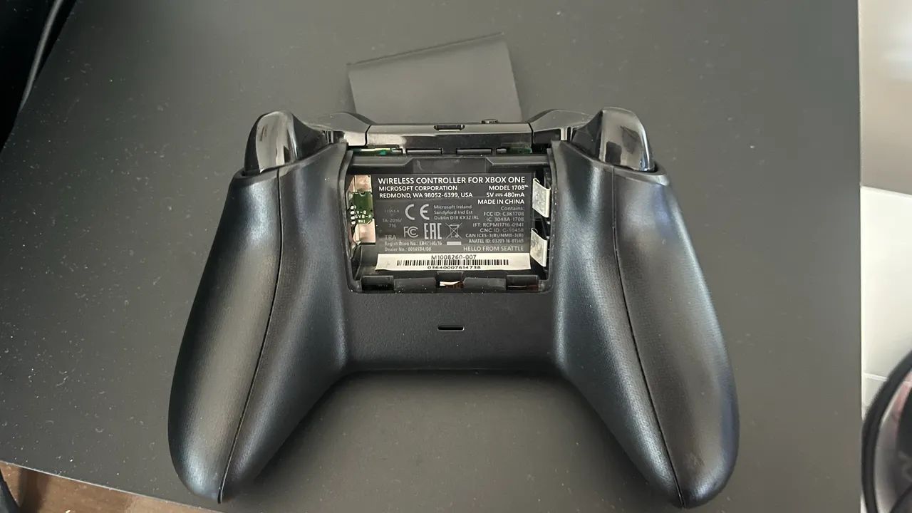 XBOX ONE X - 2Tb SSD.  - Foto 4