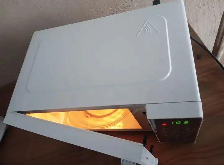 Microondas Philco Semi-novo  - Foto 3