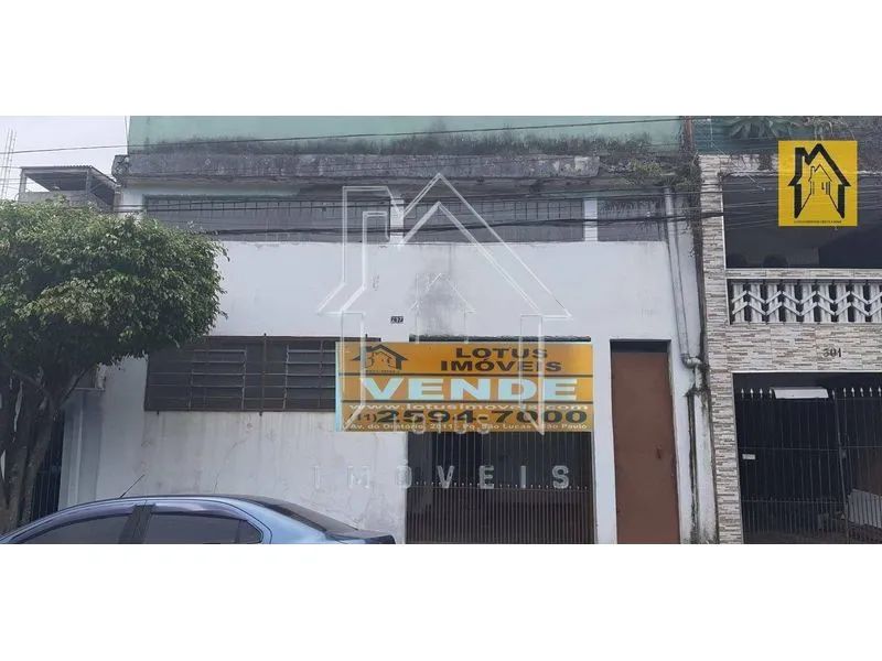 tres casas no terreno