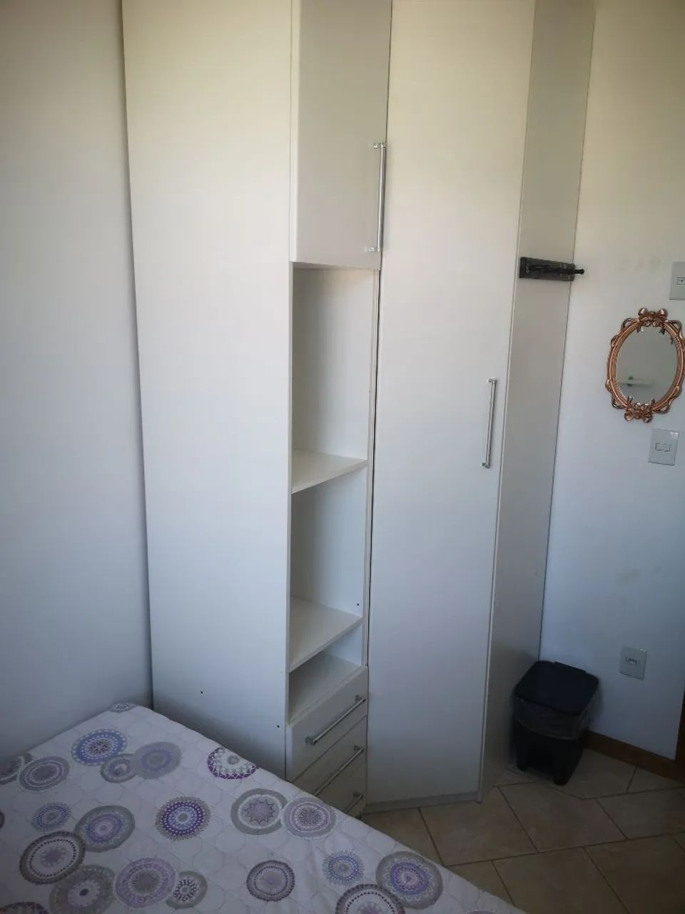 Alugo quarto próximo do centro com garagem. - Foto 3