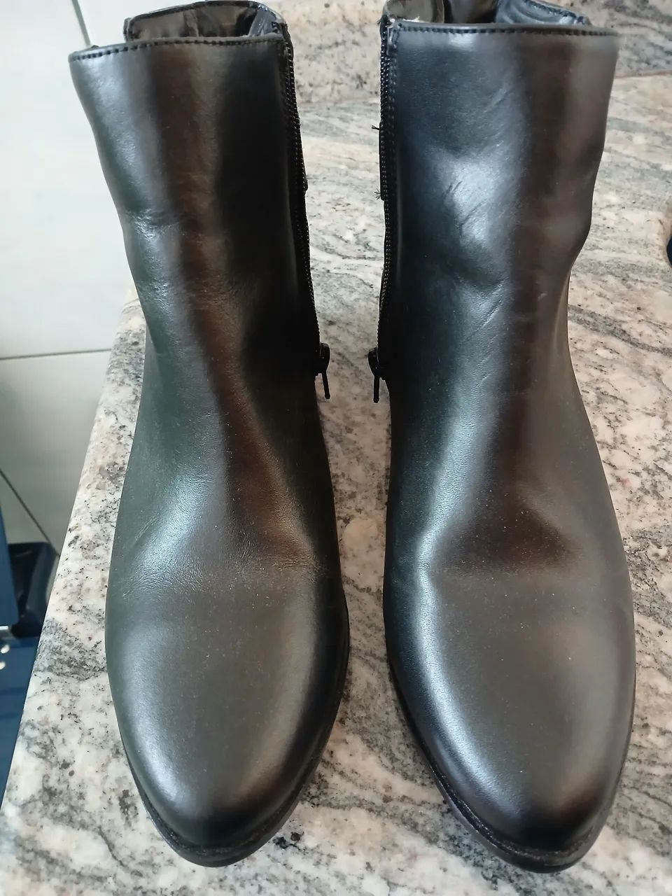 Vendo ou troco bota Arezzo - Foto 3