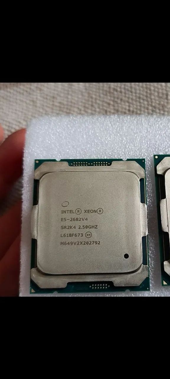 02 processadores, Xeon E5 2682 V4 - Xeon E5 2650 V4 - Foto 2