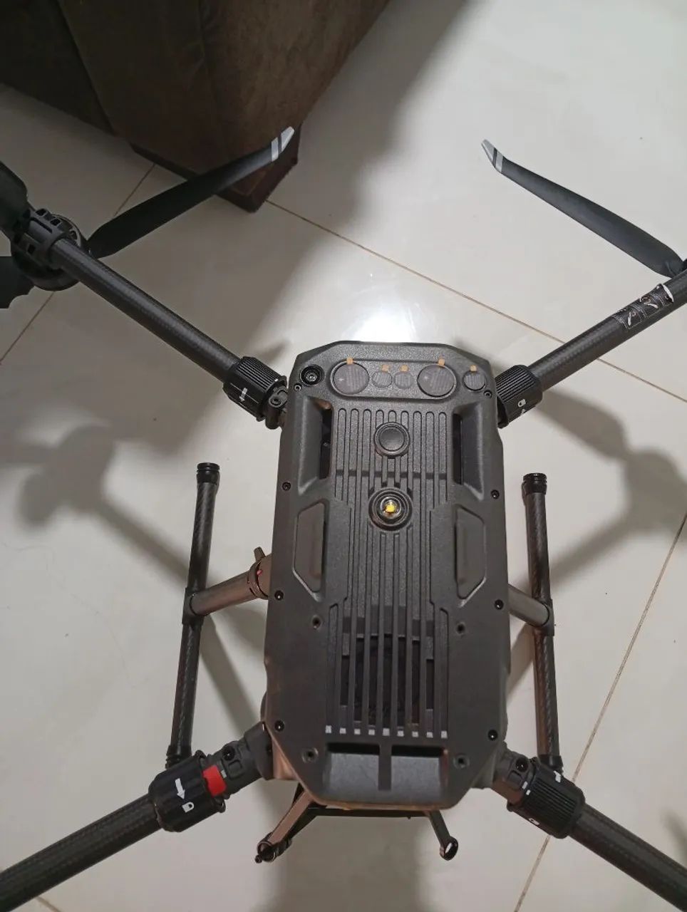 Drone matrice 300 pra retirada de peças  - Foto 3
