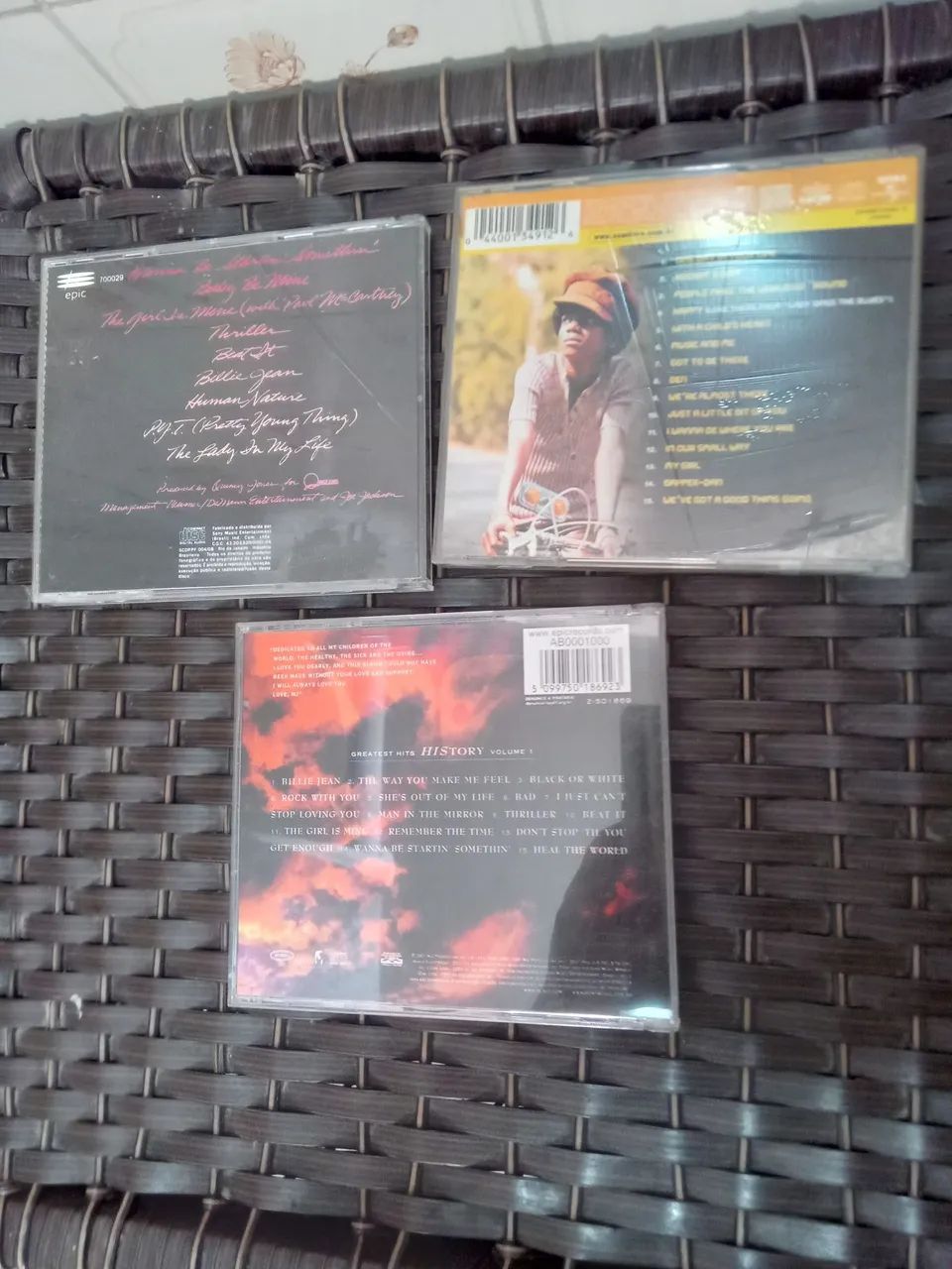 3 CDs Michael Jackson Thriller Classic History - Foto 2