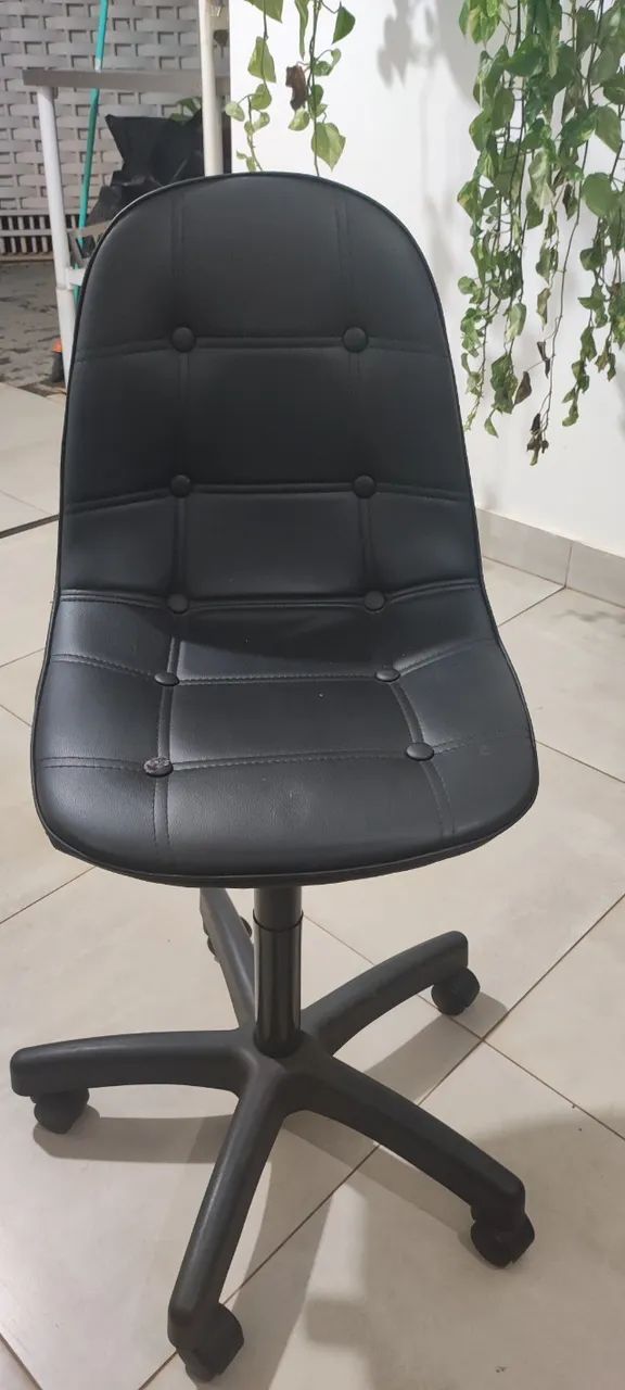 Swivel Chair