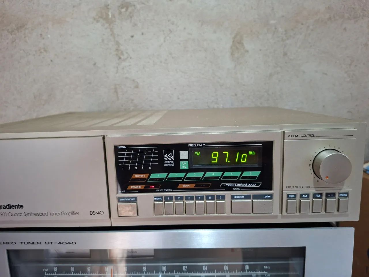 Receiver gradiente ds40 n cce polyvox  - Foto 2