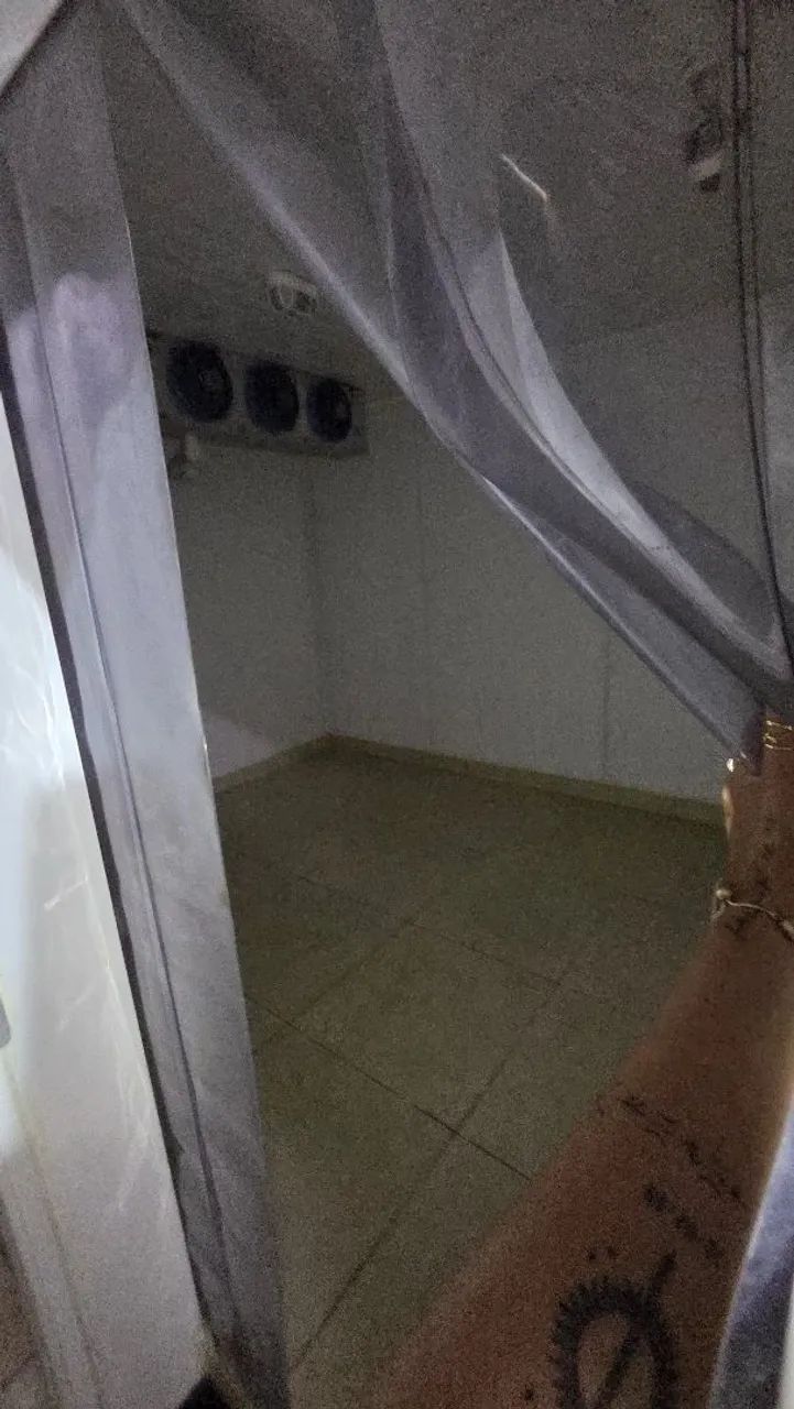 VENDO CAMERA FRIA COM DIVISÃO  - Foto 5