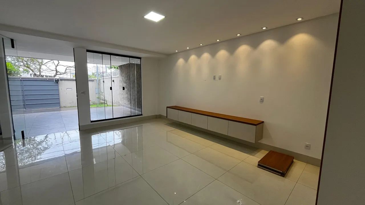 Sobrado - Setor Goiânia 2 - Foto 2