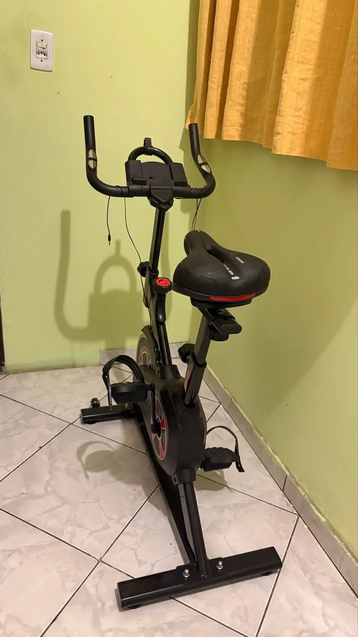 Bicicleta Ergométrica 8kg Preta - Foto 4