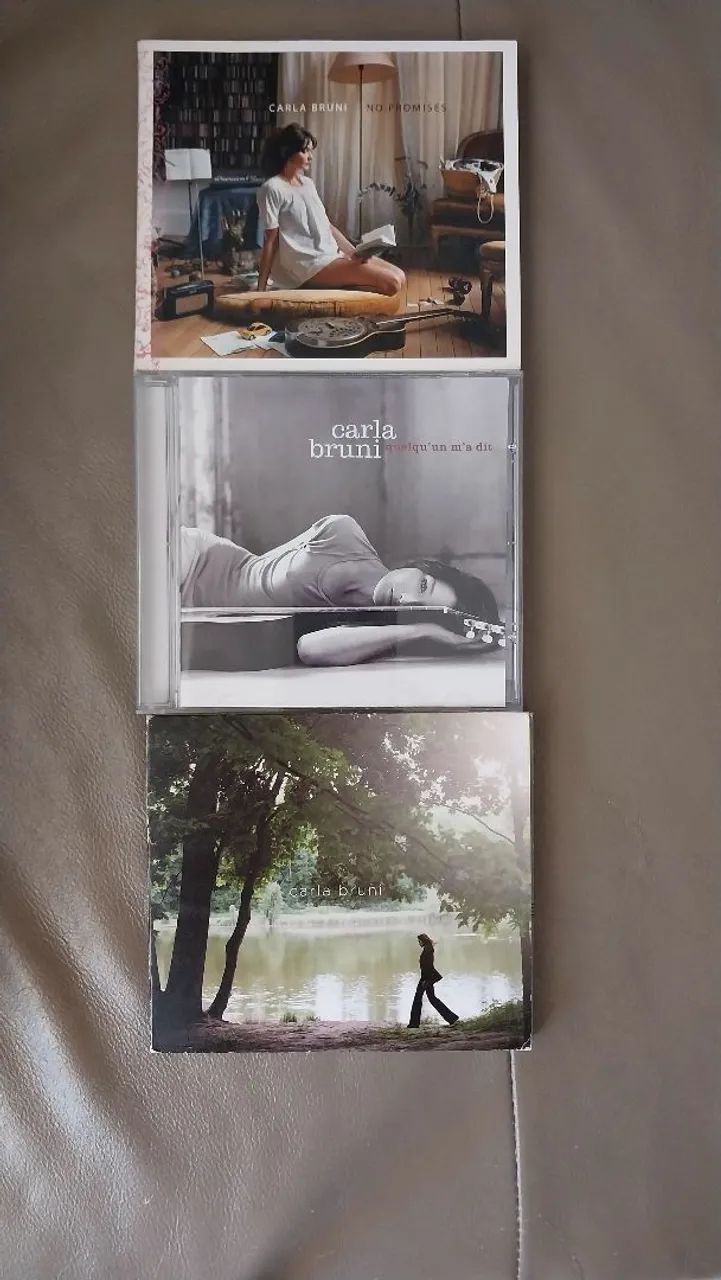 Cd Carla Bruni Francês ( 3 cds) excelentes  - Foto 2