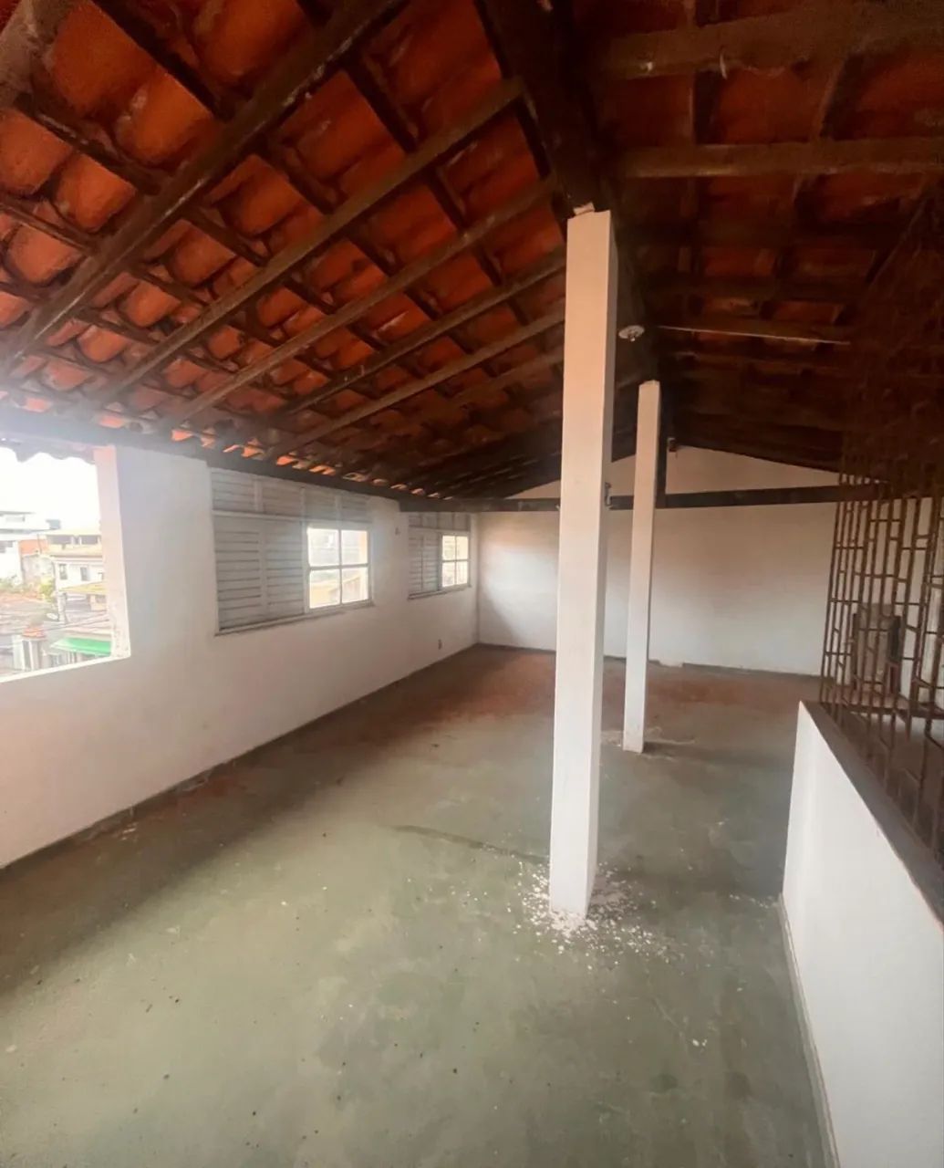 Vendo casarão em Itapoan - Foto 4