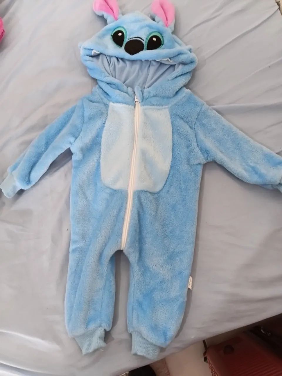 Macacão Stitch 3 a 9 meses  - Foto 2