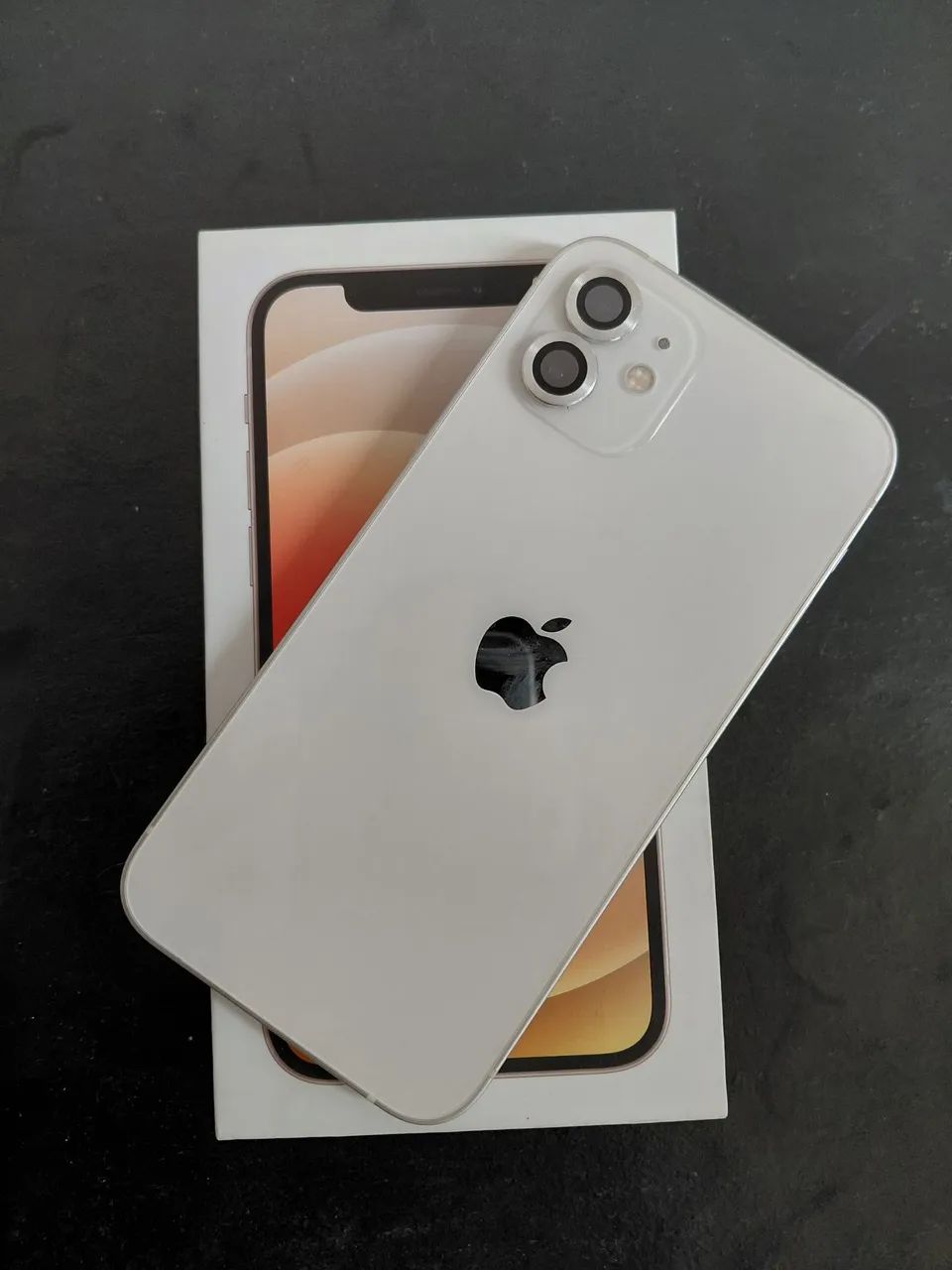 IPhone 12 todo original - 81% de bateria 