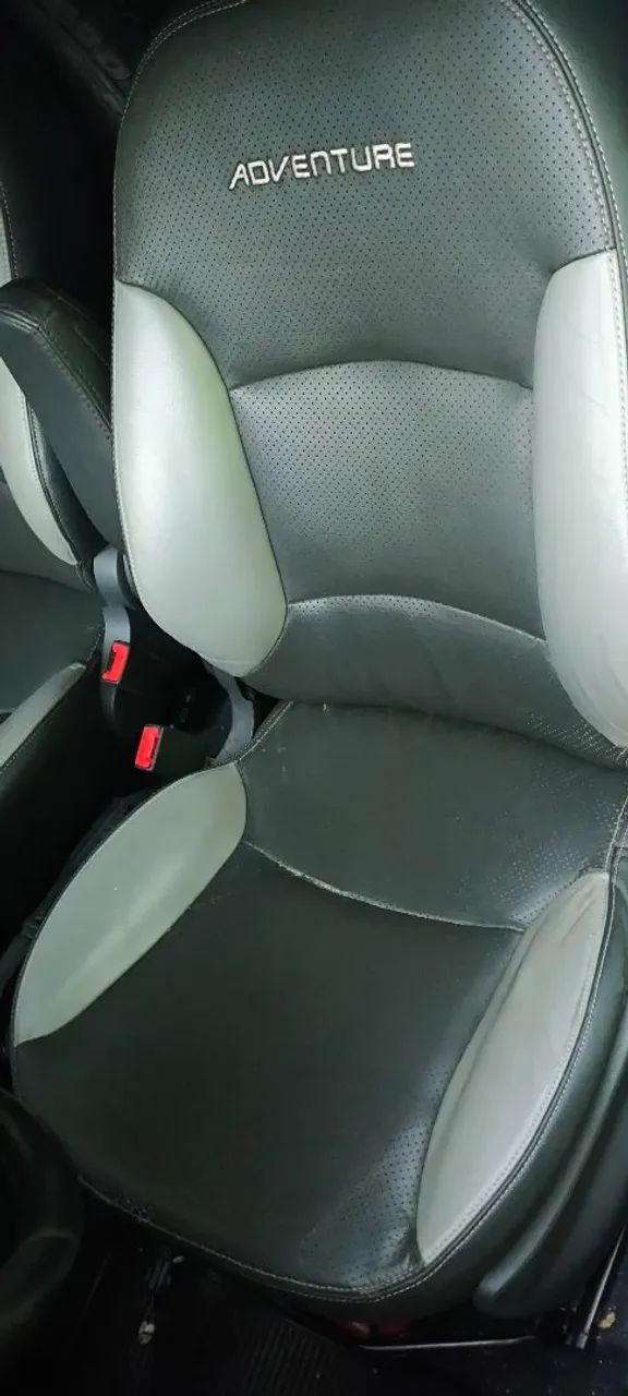Fiat Strada Adventure 1.8/ 1.8 Locker Flex CE 2014 - Foto 4