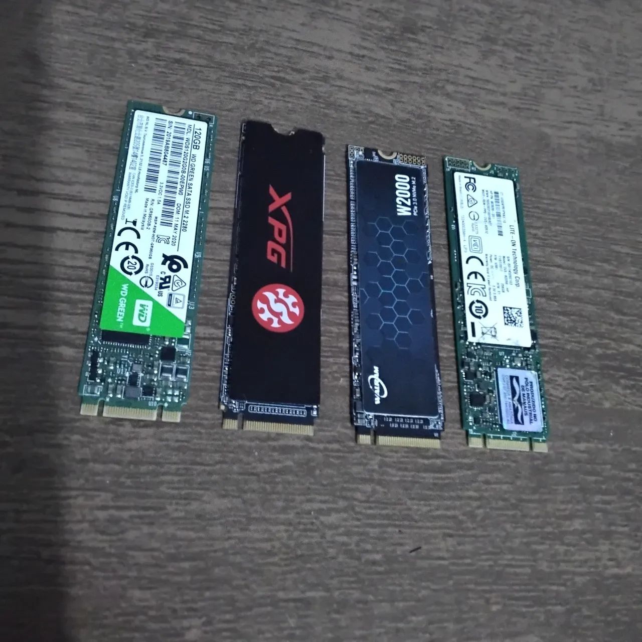 Lote 4 ssd m2.  2 de 256gb e 2 de 128gb 