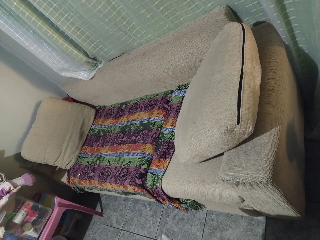 Sofá bom estado apenas 300 para sair  - Foto 2