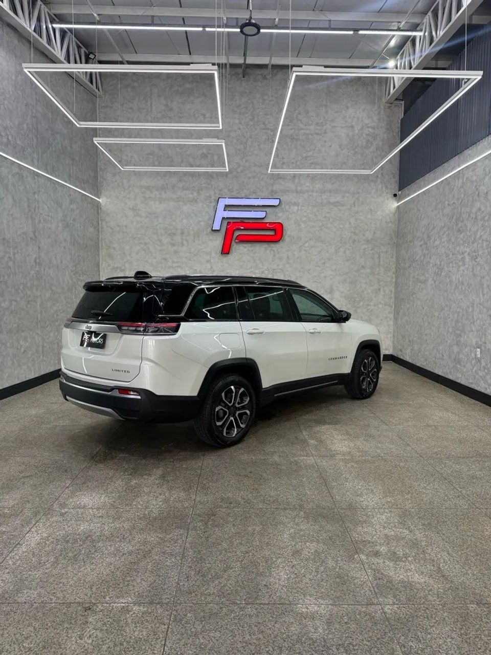 Jeep Commander 2022 - Foto 3