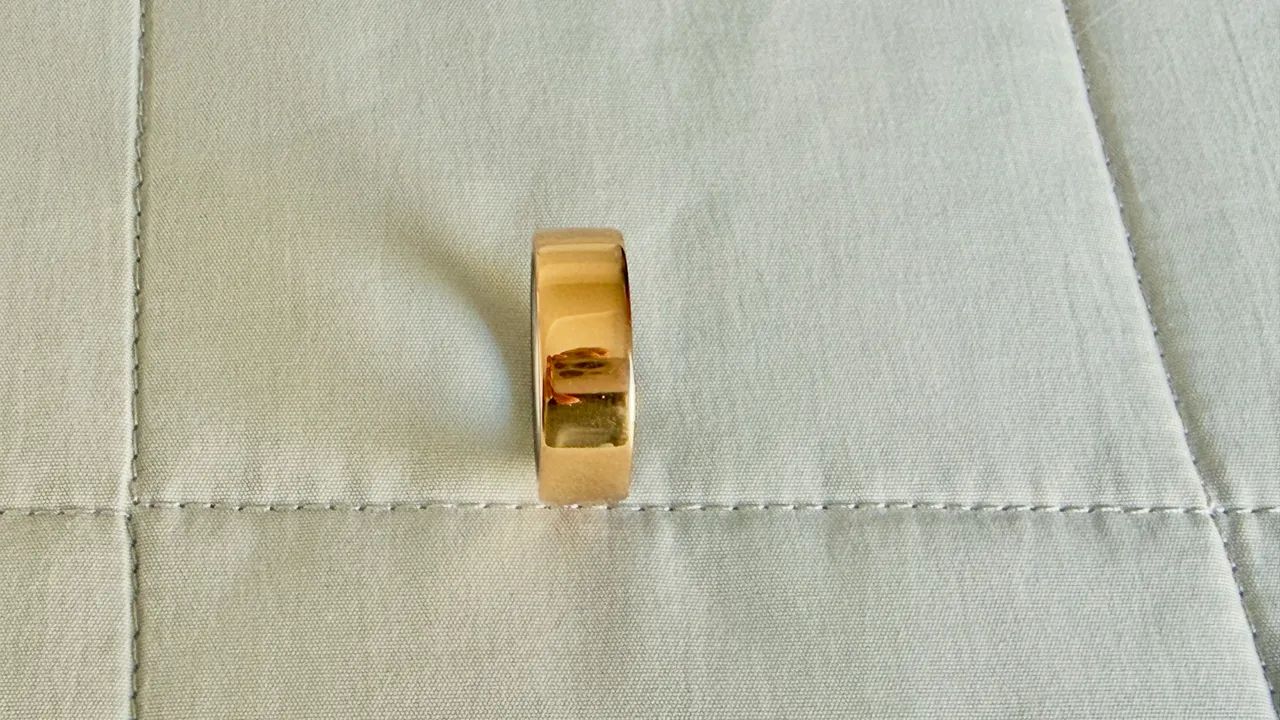 Oura Ring 4 Gold tamanho 9  - Foto 4