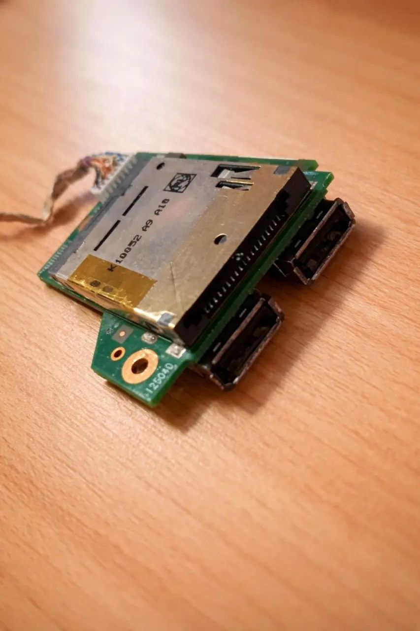 Placa USB Notebook HP DELPHI D 40 6530b  2 e Micro ssd - Foto 3
