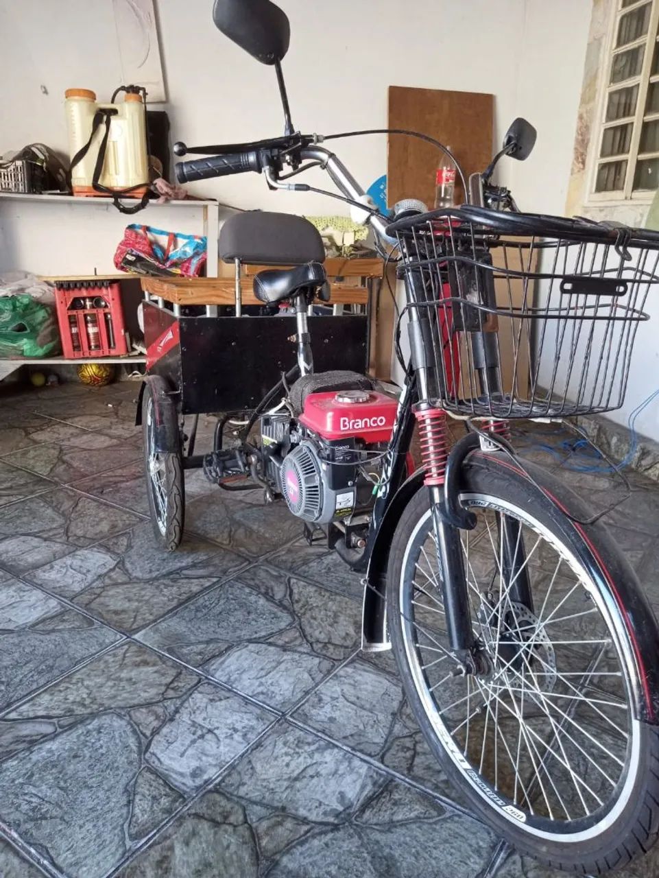 Triciclo a motor
