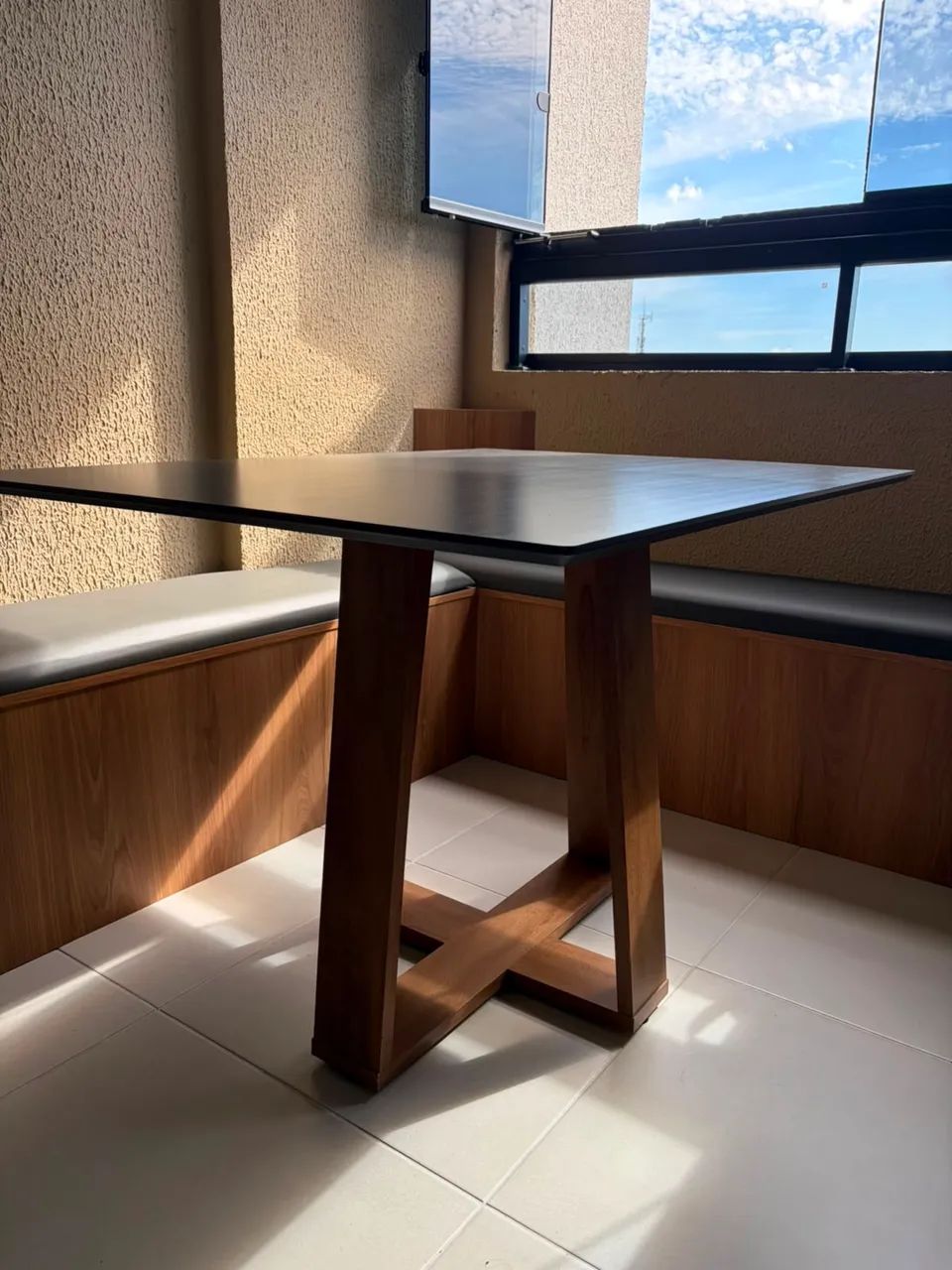 mesa 4 lugares em MDF 120x90