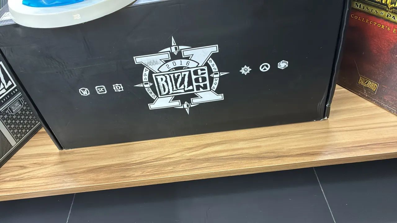 Box blizzard com completa rara com caneca  - Foto 5