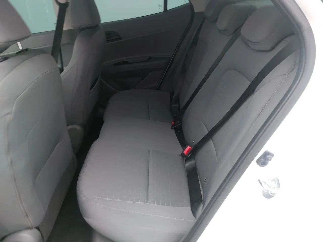 Hyundai HB20S Comfort Plus 1.0 TB Flex 12V Mec., foto 17 de 18