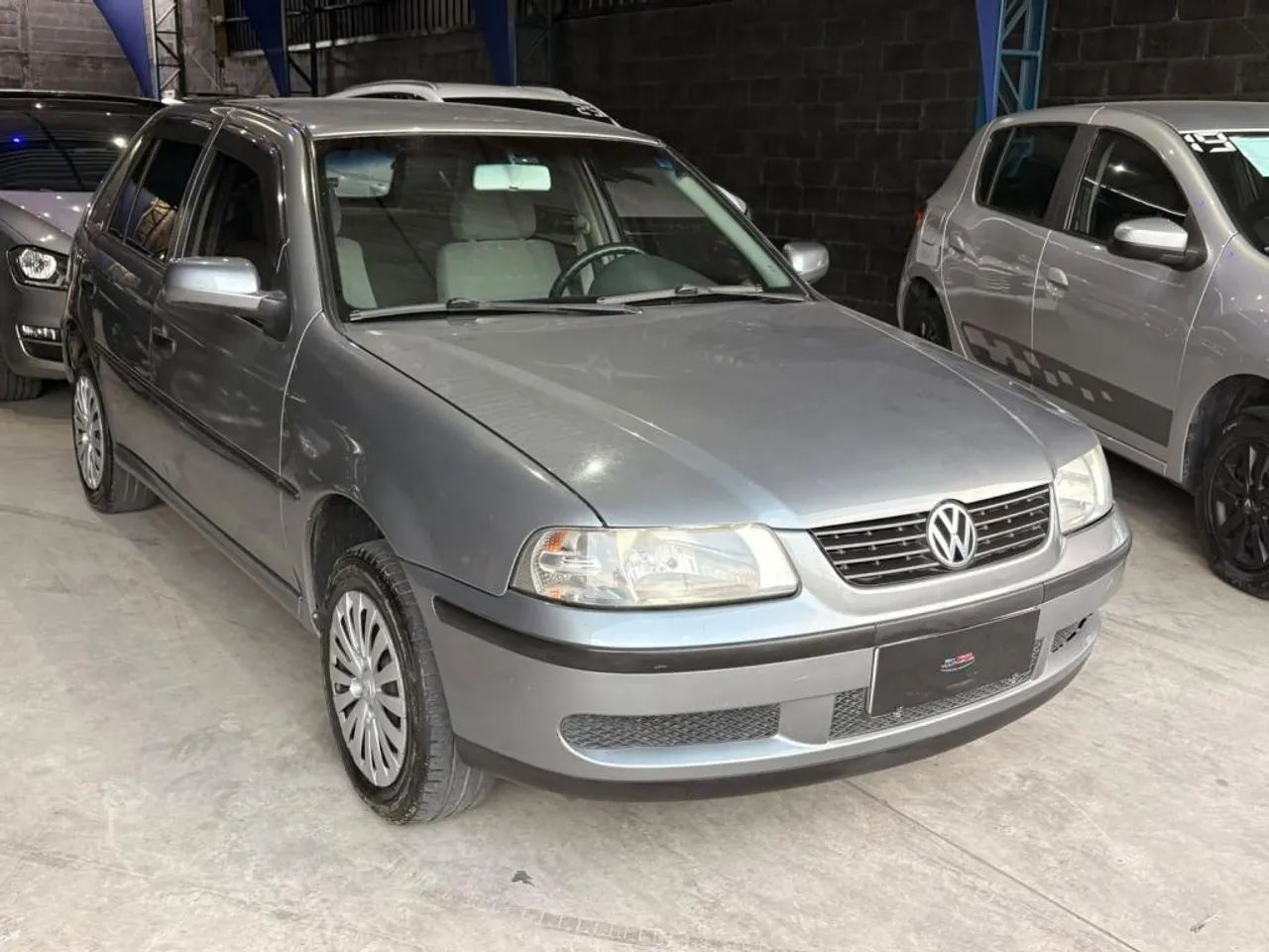 Volkswagen Gol Geração II 1.0 16V 70cv MI Gasolina Mec. 4P 2002