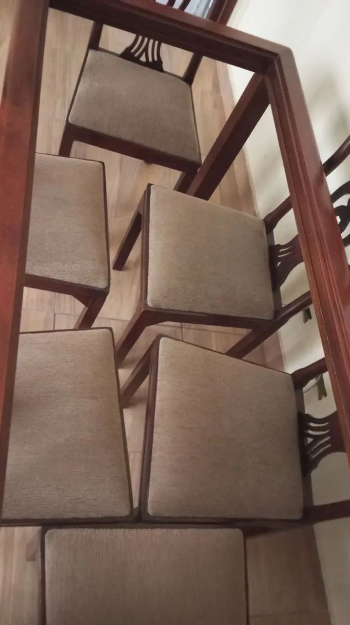 Mesa mogno com 6 cadeiras - Foto 2