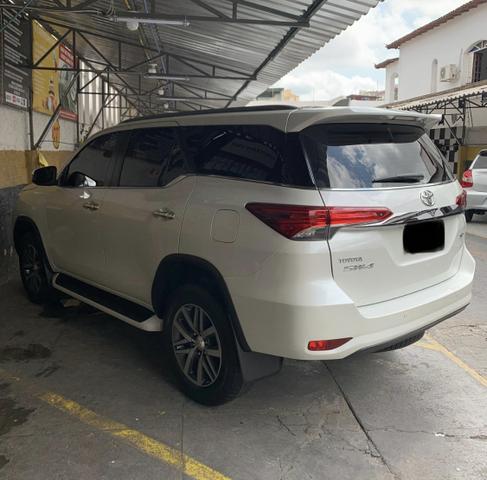 Toyota SW4 srx 7 lugares diesel 17/17 - Foto 2