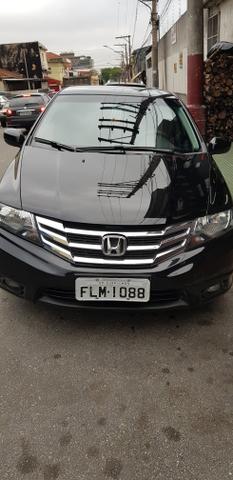 Vendo Honda City única dona!